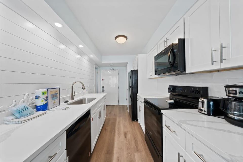 Island Shores 457 by Youngs Suncoast Apartment in Gulf Shores