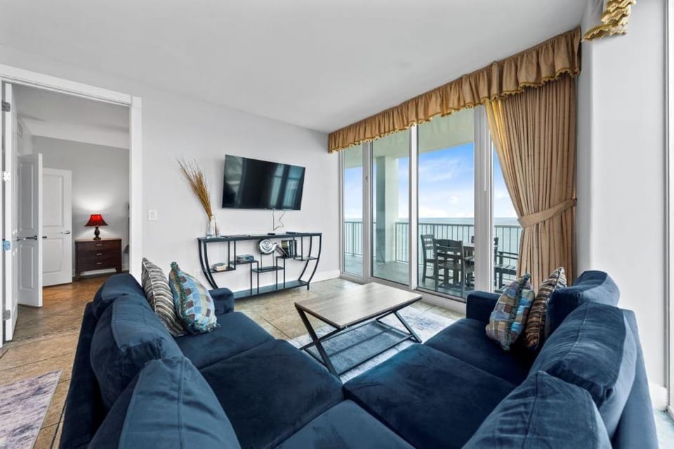 Island Tower 2203 by Youngs Suncoast Apartment in West Beach