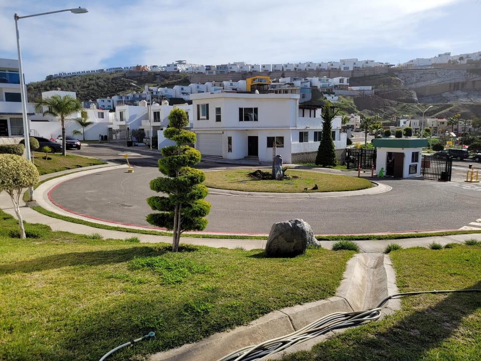 Neighbourhood, Natural landscape