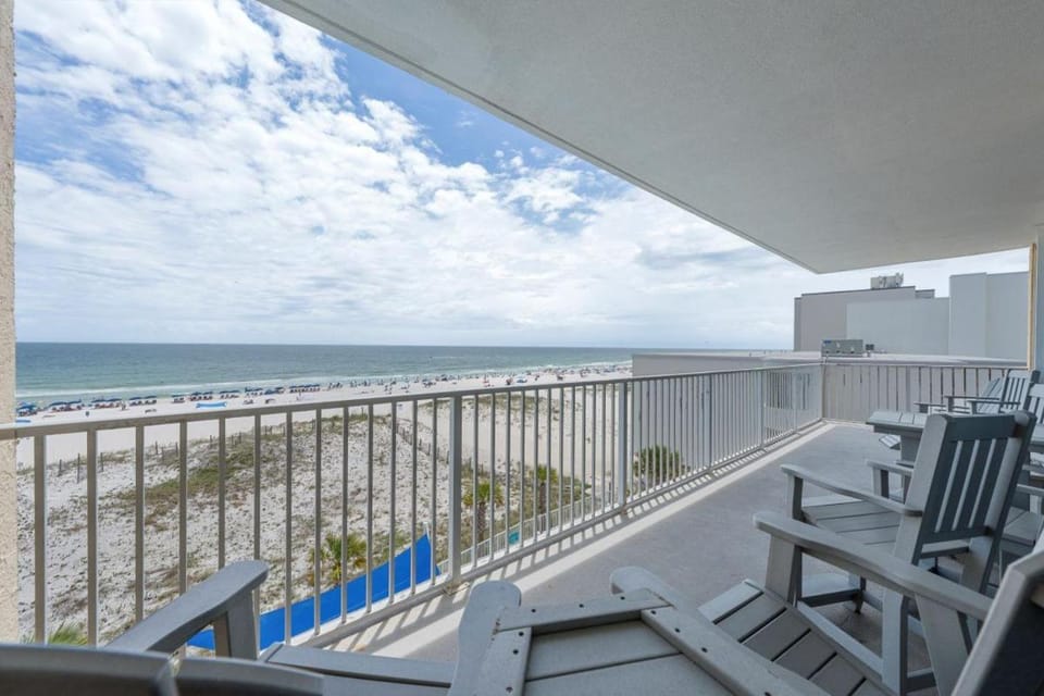 San Carlos 409 by Youngs Suncoast Apartment in Gulf Shores