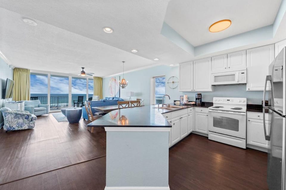 San Carlos 409 by Youngs Suncoast Apartment in Gulf Shores