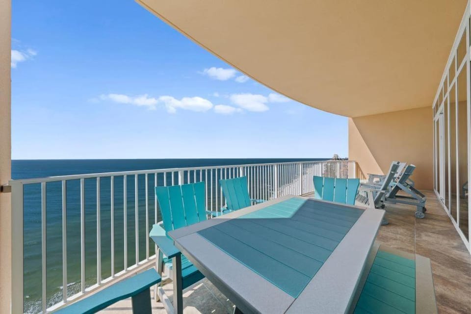 Phoenix Orange Beach 2004 by Youngs Suncoast Apartment in Orange Beach