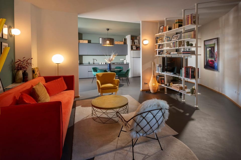 TV and multimedia, Living room, Seating area