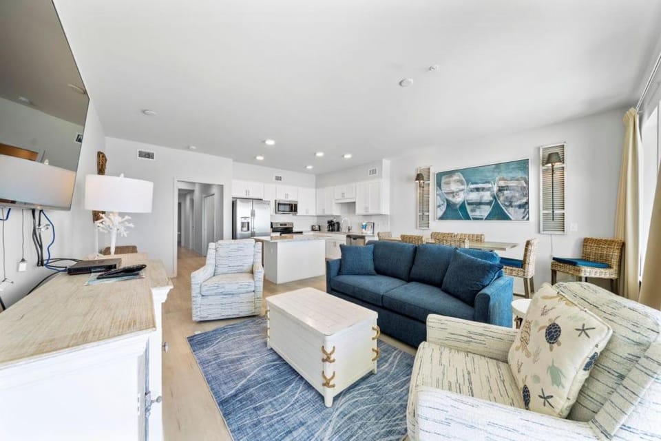 Kitchen or kitchenette, Living room, Seating area, furniture