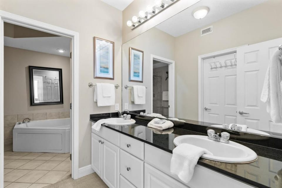 San Carlos 603 by Youngs Suncoast Apartment in Gulf Shores