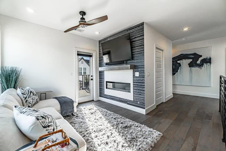 TV and multimedia, Living room