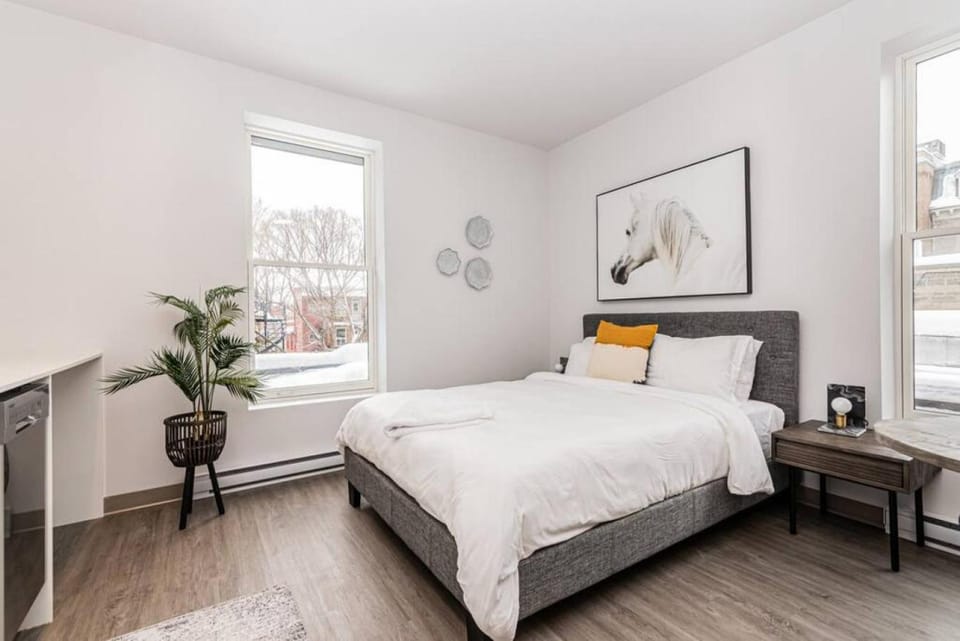 Bed, Bedroom