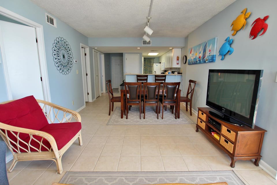 Whaler 2A by Youngs Suncoast Apartment in Gulf Shores
