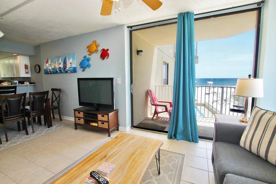 Whaler 2A by Youngs Suncoast Apartment in Gulf Shores