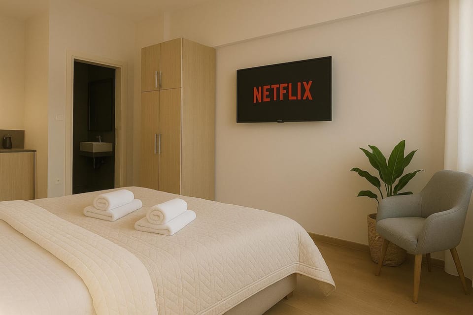 TV and multimedia, Photo of the whole room, towels, towels, wardrobe