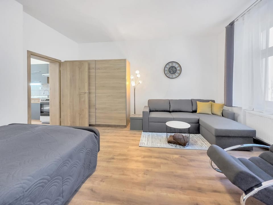 Bed, Living room, Photo of the whole room, Seating area, Bedroom, wardrobe
