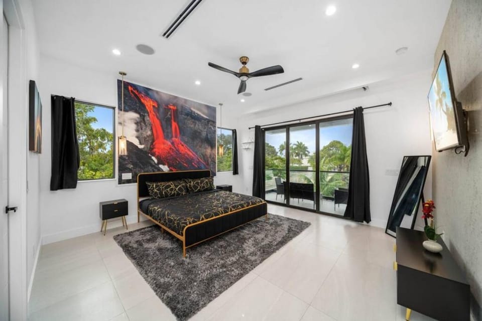 The Elements Luxury Home Fort Lauderdale House in Fort Lauderdale