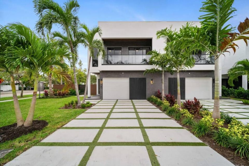 The Elements Luxury Home Fort Lauderdale House in Fort Lauderdale