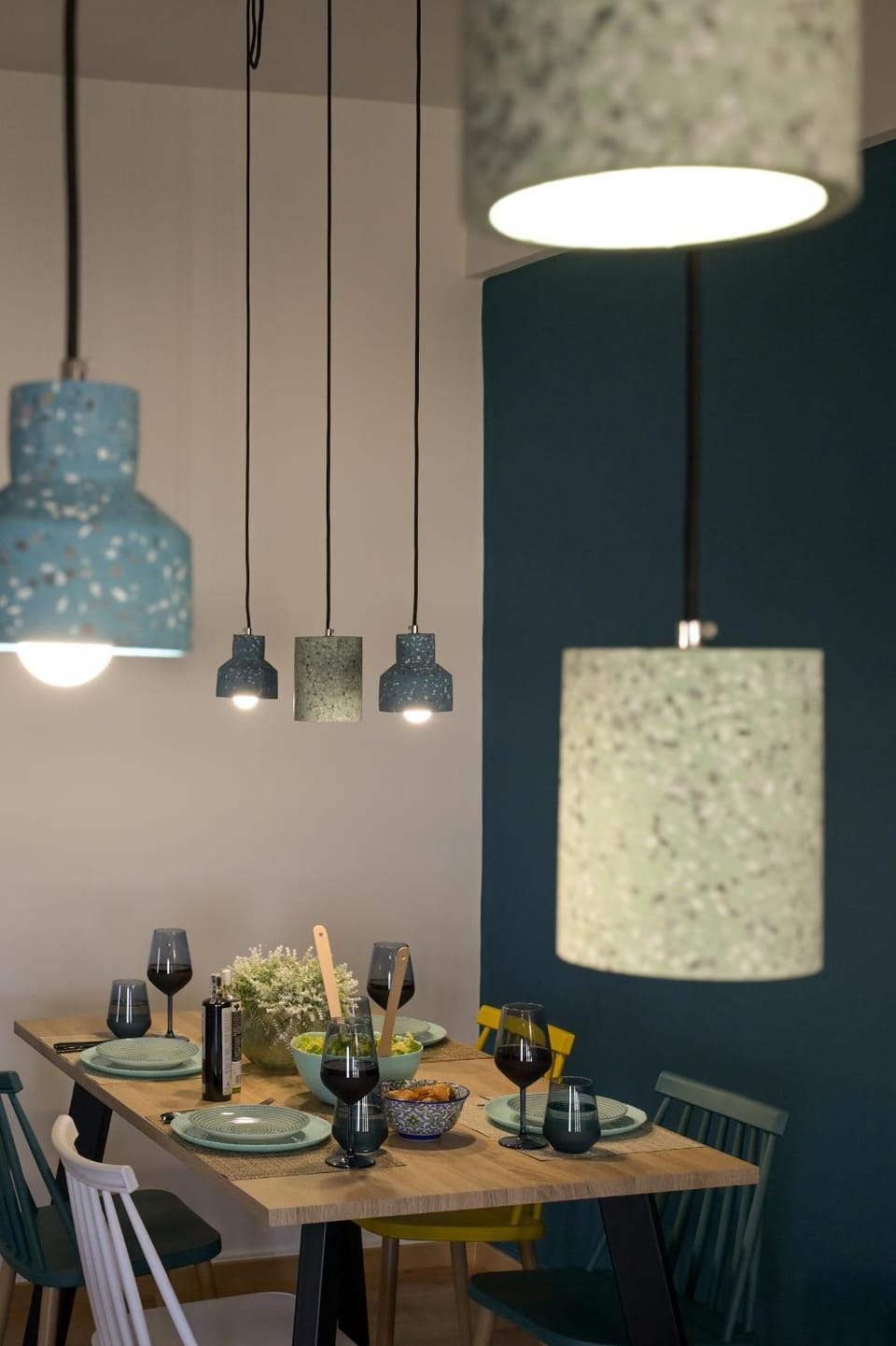 Food and drinks, Dining area, Food