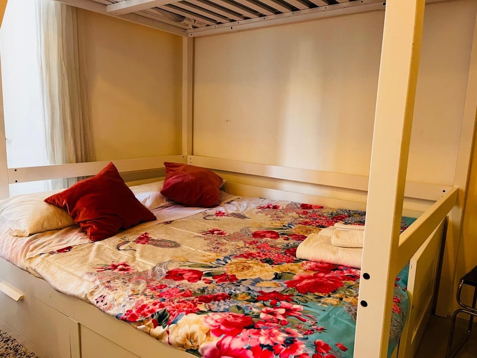 Sweet Life House Rome Cavour Apartment in Rome