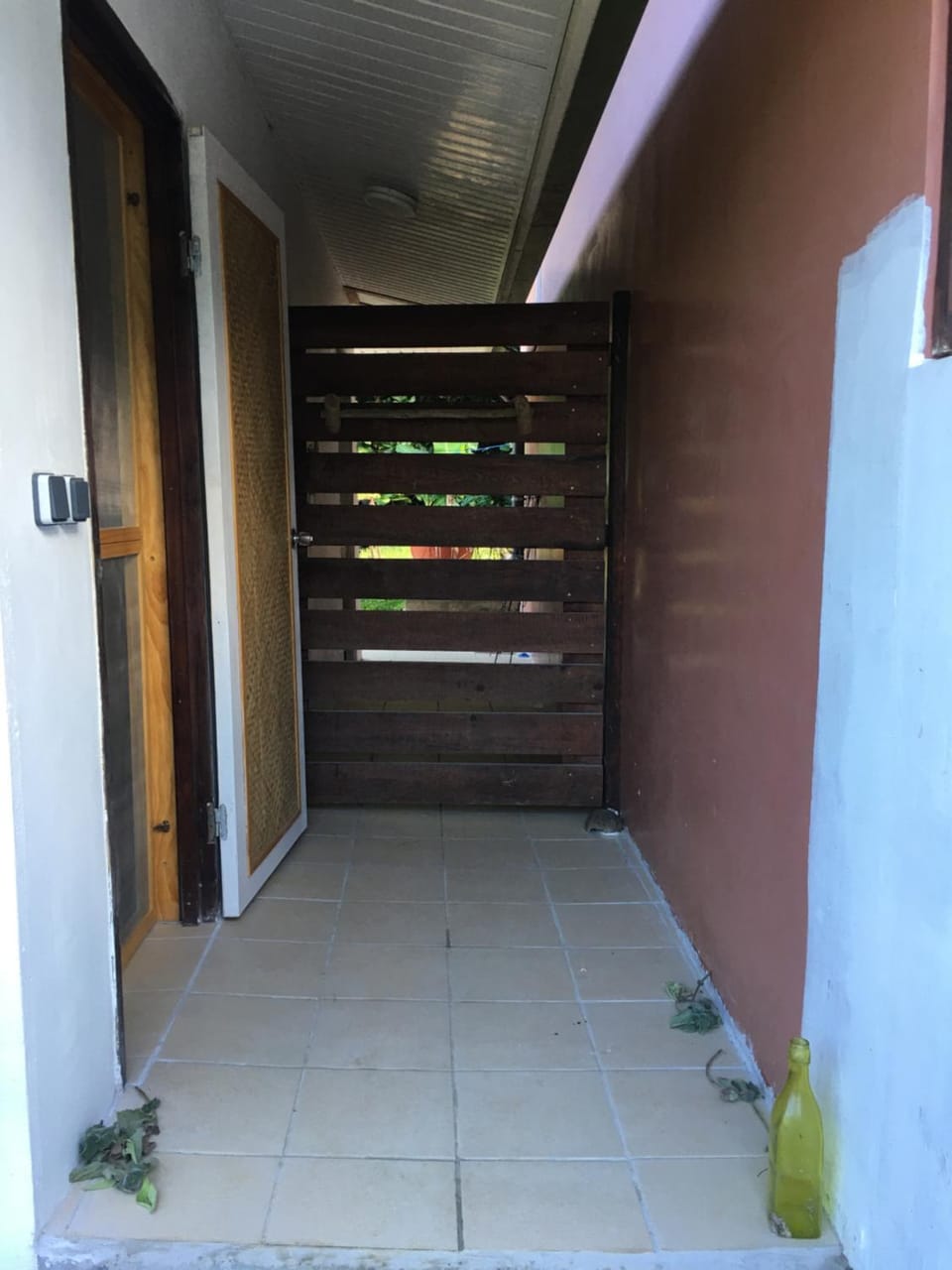 Facade/entrance