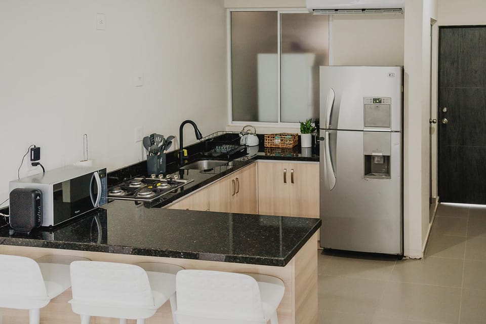 Coffee/tea facilities, Kitchen or kitchenette
