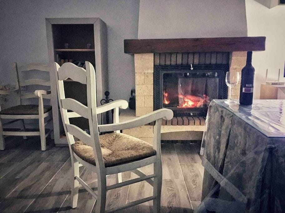 Living room, fireplace