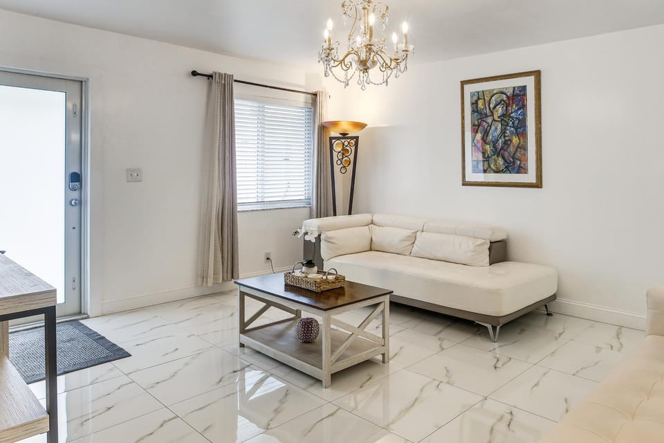 West Palm Beach Apartment 3 Mi to Shore! Apartment in West Palm Beach