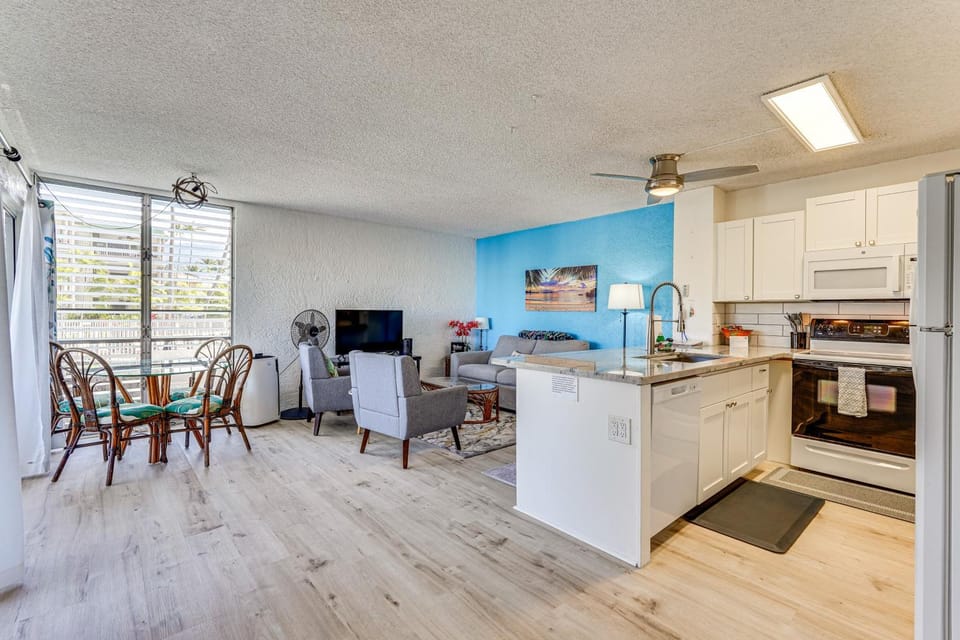 Newly Remodeled Kailua-Kona Condo w/ Pool Access House in Holualoa