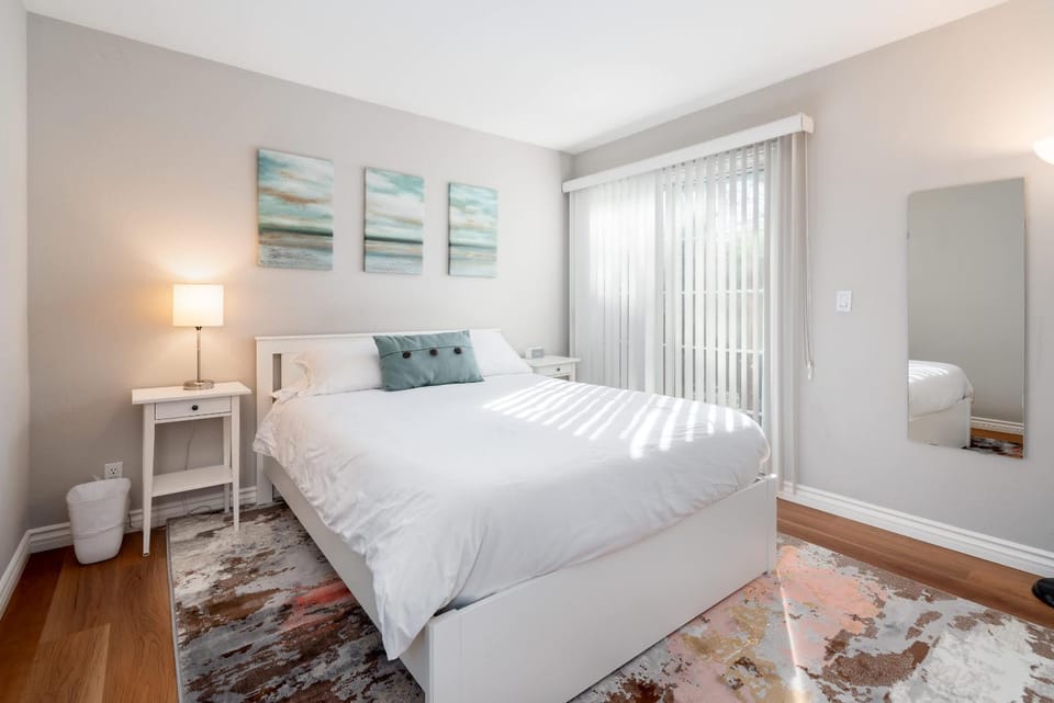 Bright Quiet Comfy 1BR Cottage in Mountain View House in Los Altos