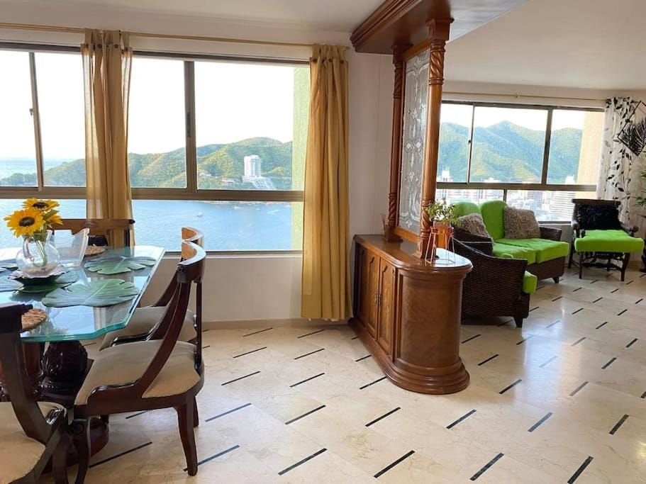 Apartamento Rodadero frente a la playa Apartment in Gaira