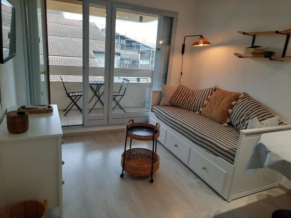 Studio rénové Seignosse, à 2 min de la plage, balcon sud, proche commerces et parc aquatique - FR-1-239-871 Apartment in Seignosse