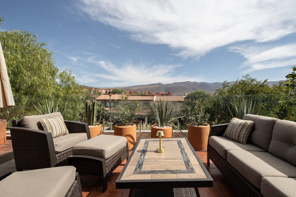 Patio, Day, View (from property/room), Balcony/Terrace, Seating area, Dining area, Mountain view