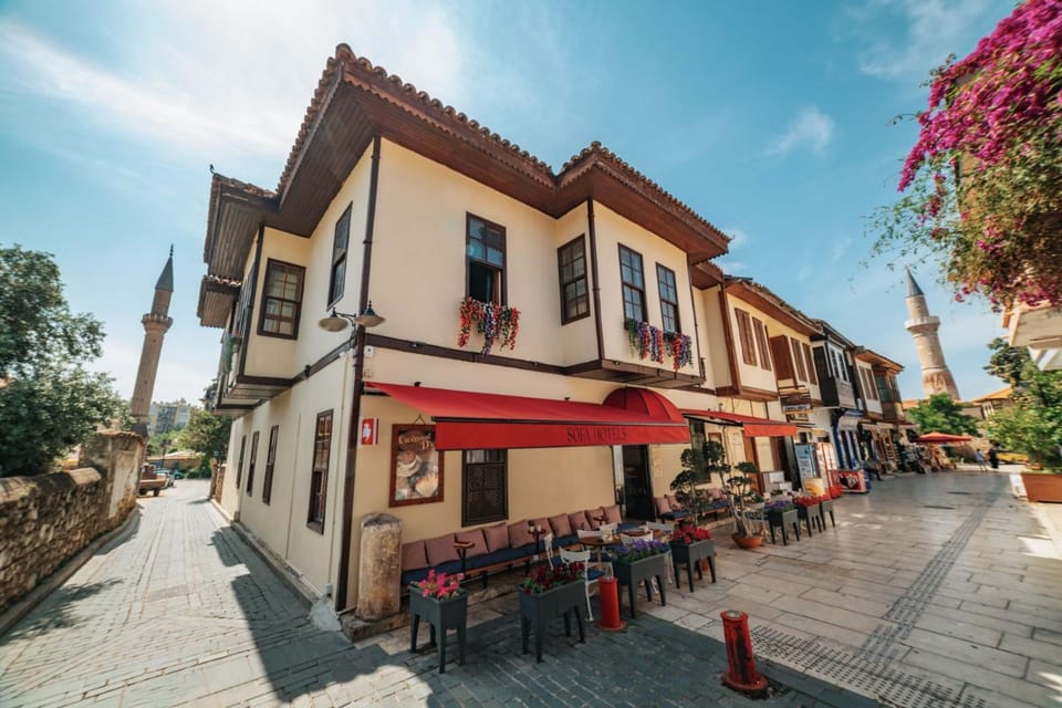 Property building, Street view, Location