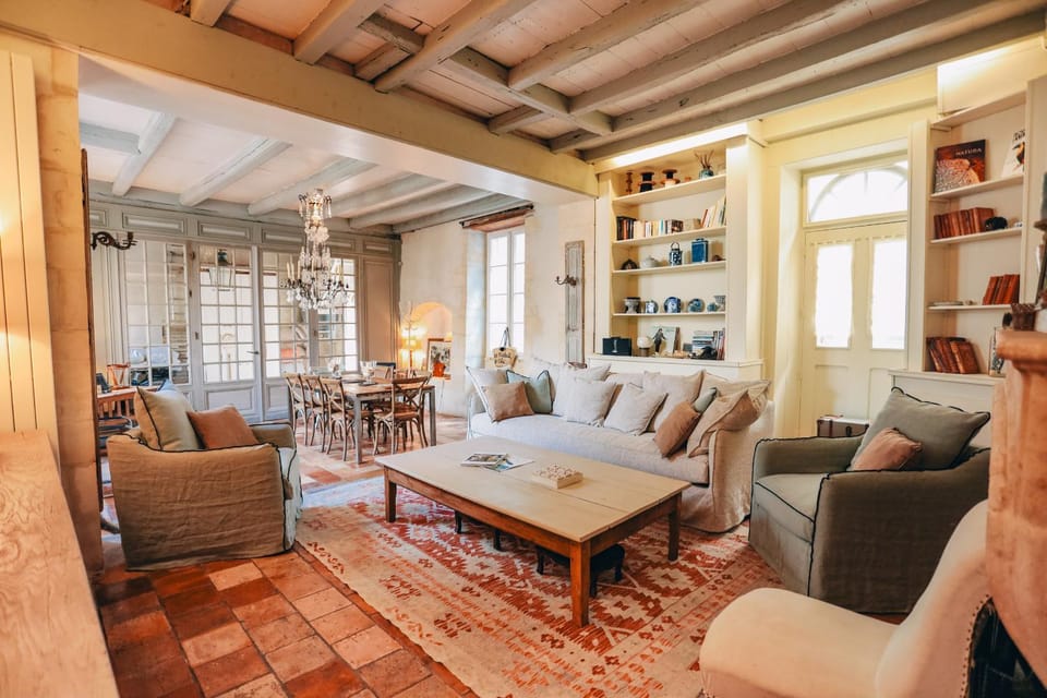 Communal lounge/ TV room, Living room