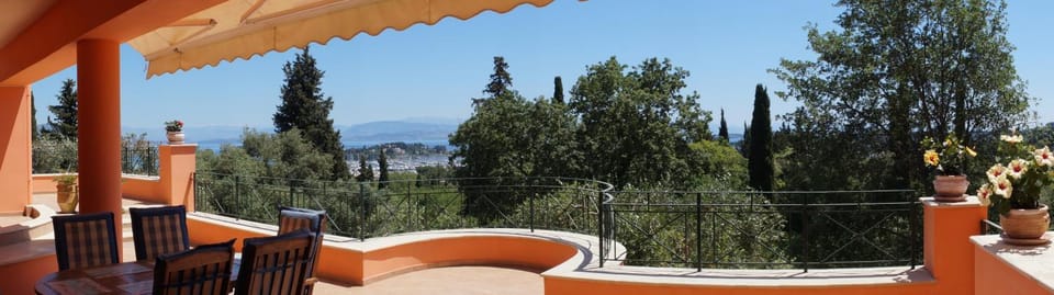 Natural landscape, View (from property/room), Balcony/Terrace