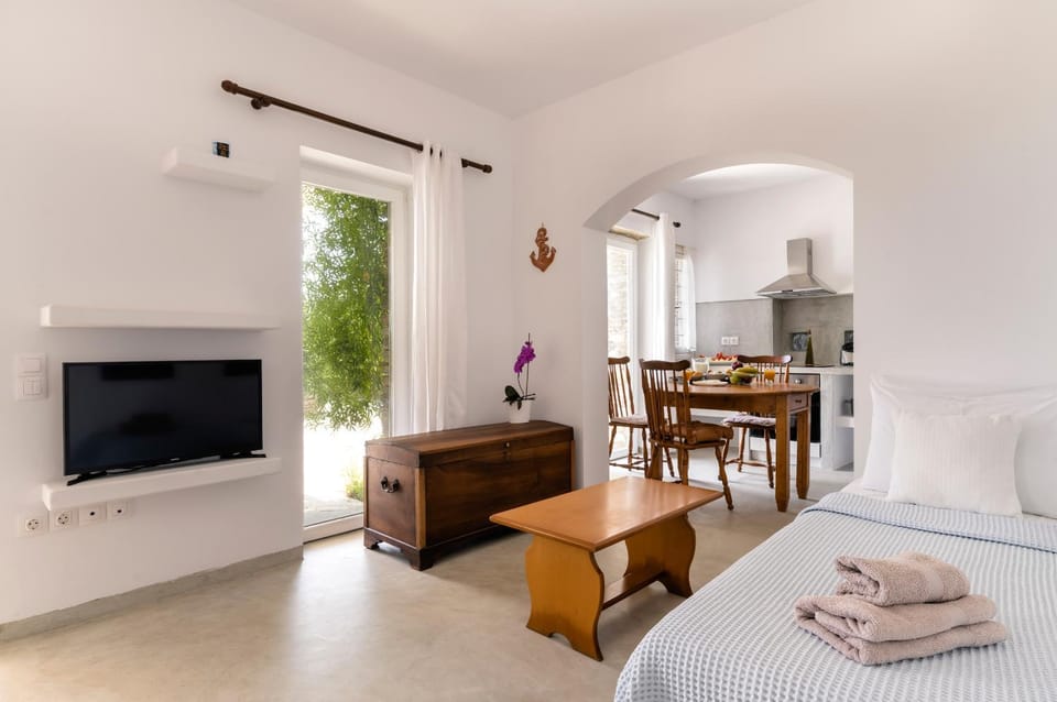 Petrina Volia - Residence Anemos House in Decentralized Administration of the Aegean