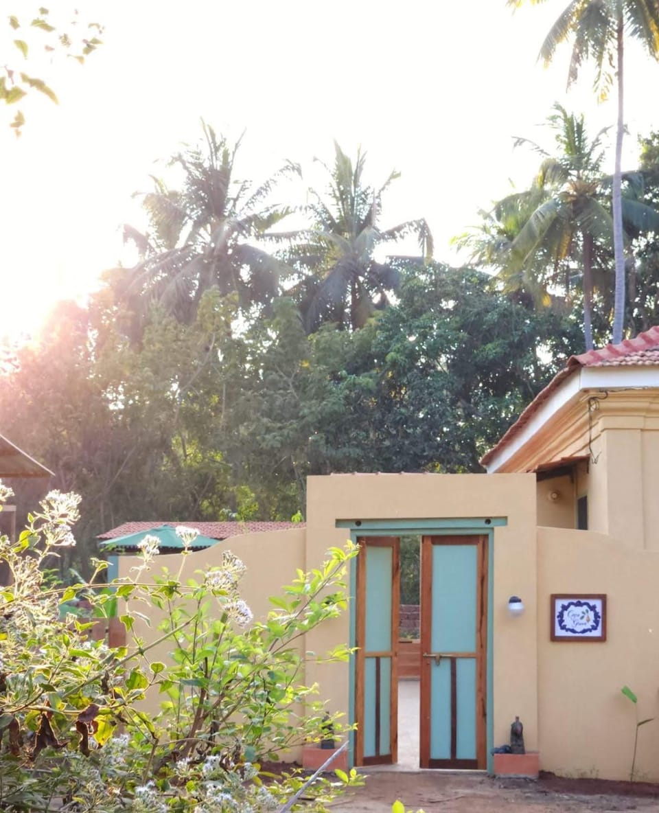 Caju Grove - The Big Yellow Goan House Bed and Breakfast in Goa, India