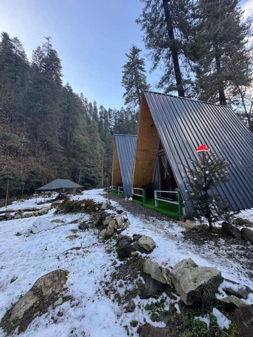 Sunshine Cafe & Cottage Riverside Campground/ 
RV Resort in Himachal Pradesh