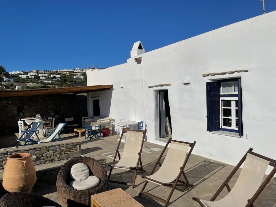 villa ZEUS - PARIKIA - PAROS - GRECE Villa in Paros, Greece