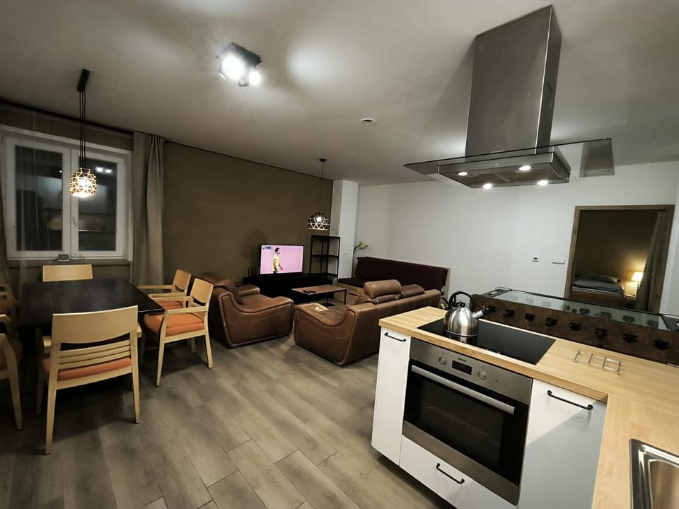 Living room, Dining area, kitchen