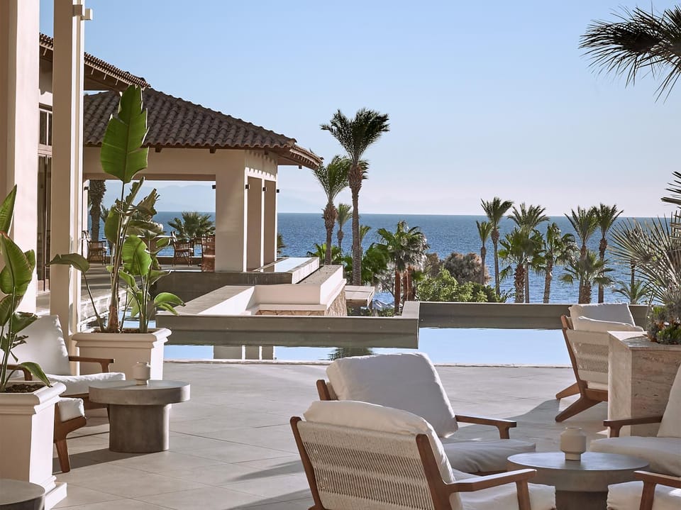 Seating area, Pool view, Sea view