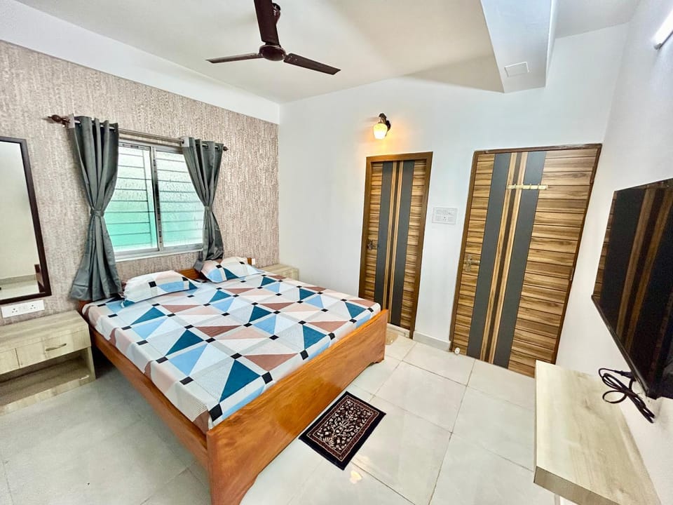 Bedroom, air conditioner