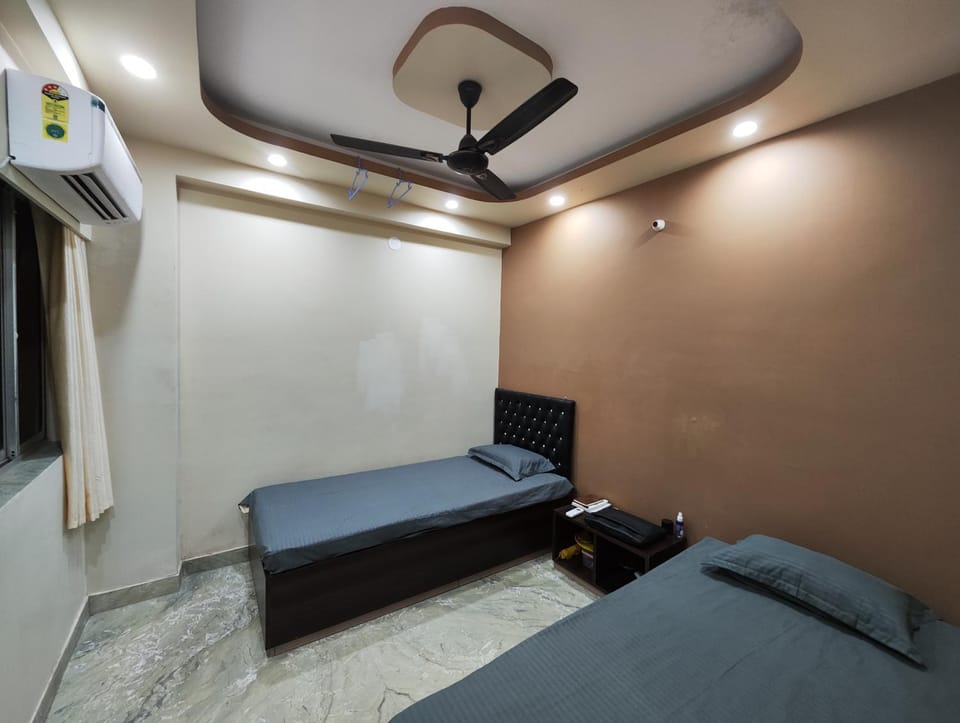 Massive 3BHK Serviced Apt for Big Groups & Family Apartment in Kolkata