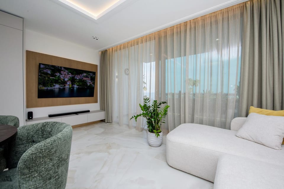 TV and multimedia, Living room, Sea view, Sea view
