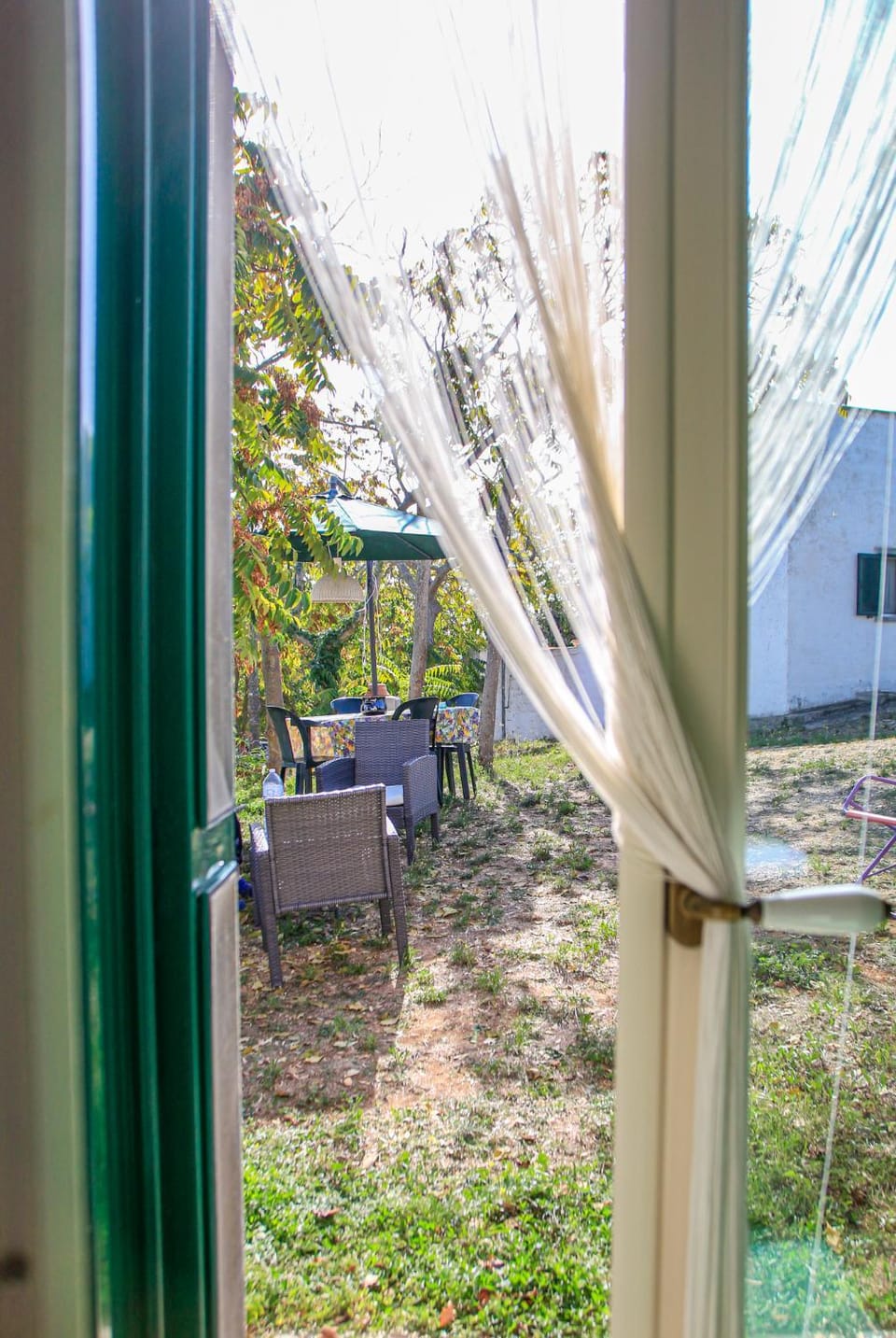 Patio, Spring, Day, Garden, Dining area, Garden view