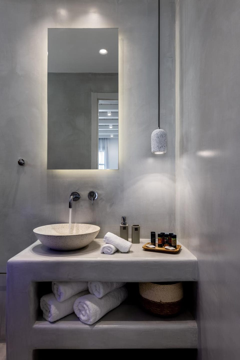 Azure Kimolos Hotel in Milos