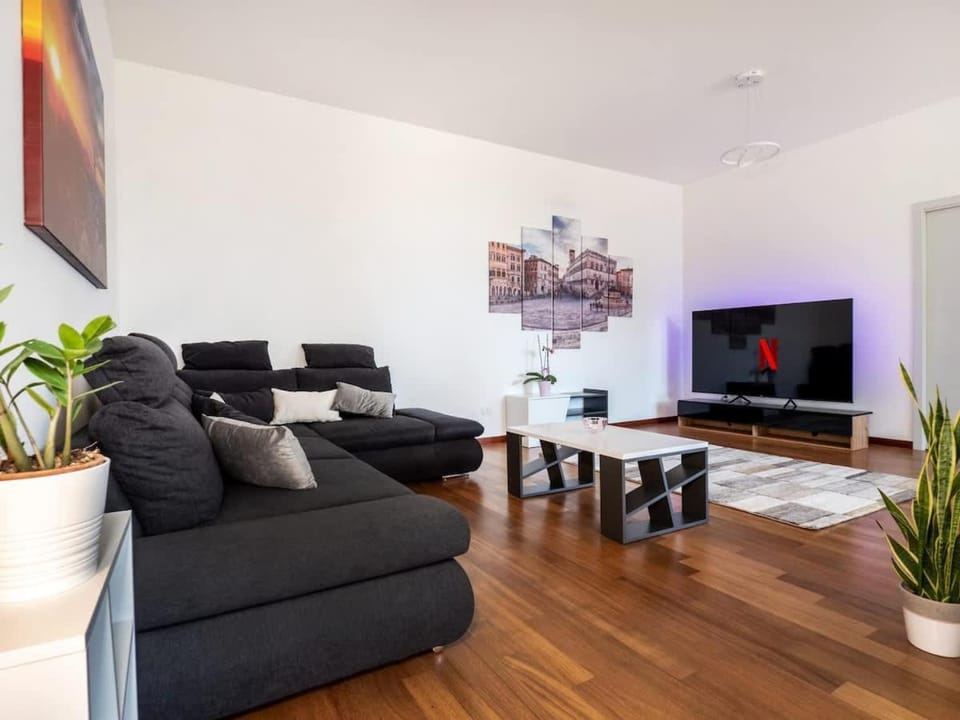 Rosa Bianca - 5 minuti dal Centro con Giardino e Parcheggio Privato House in Perugia