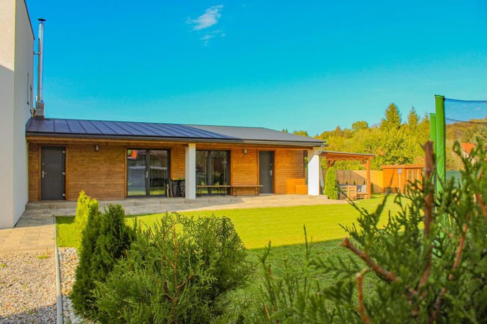 Property building, Spring, Garden view