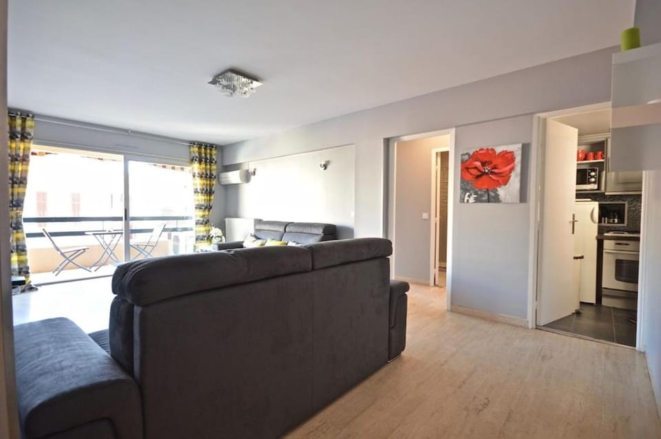 Appartement cœur de juan les pins Apartment in Antibes