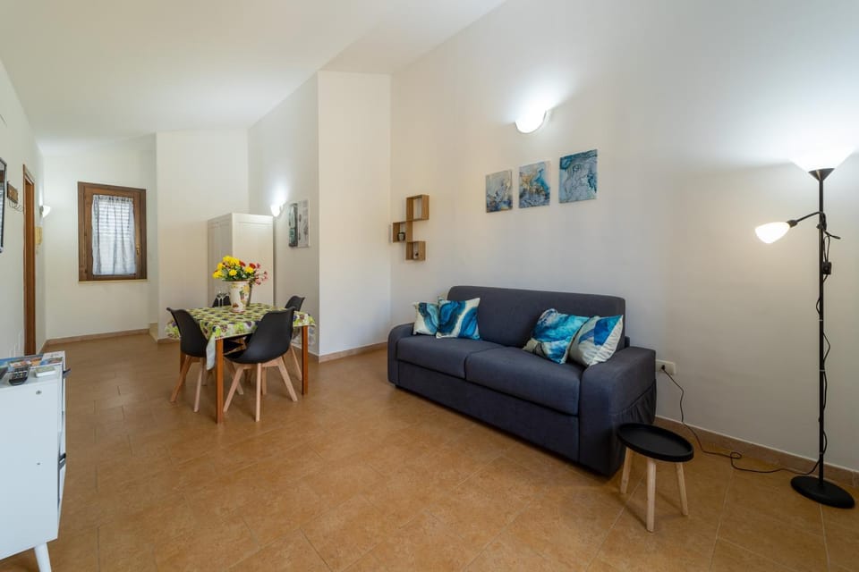Living room, hair dresser, wardrobe