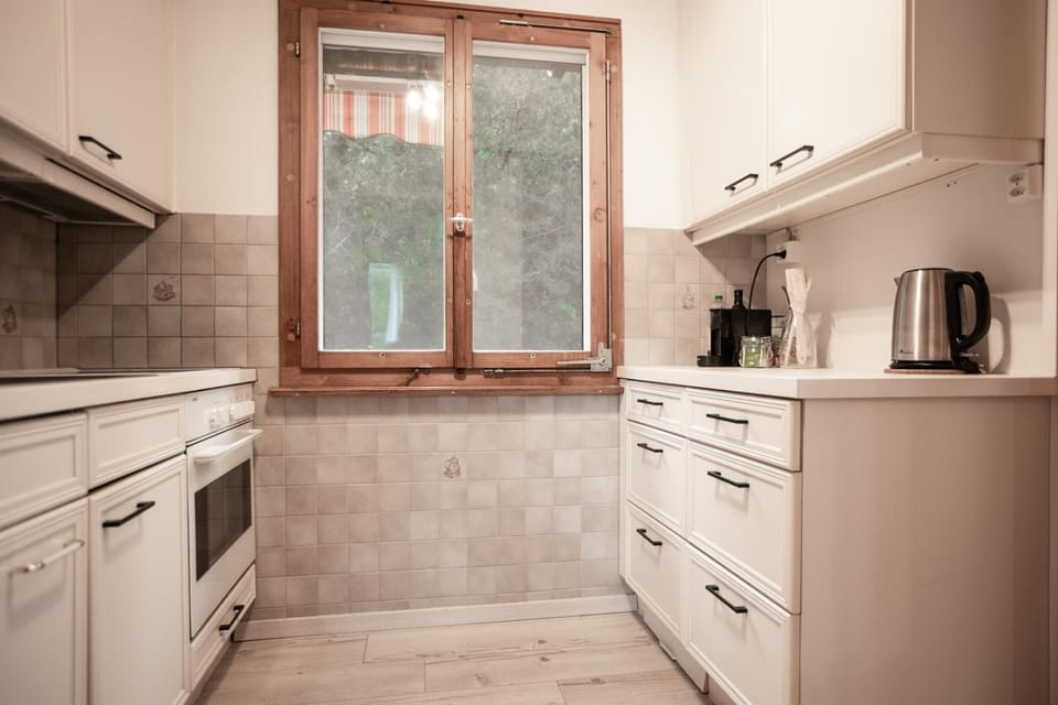 Coffee/tea facilities, Kitchen or kitchenette, pet friendly