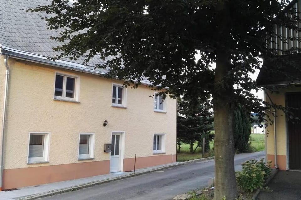 Property building, Day, Street view