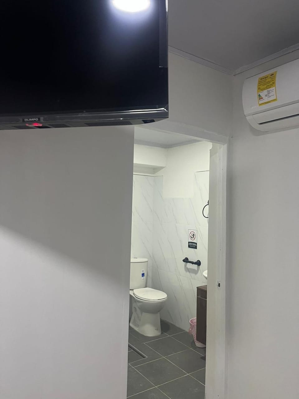 Toilet, Bathroom