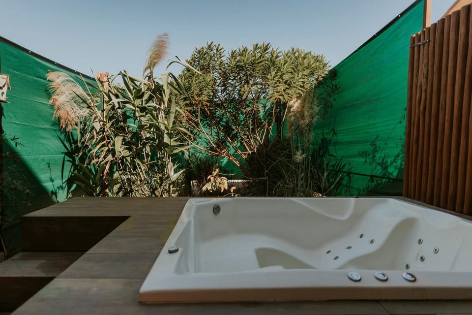 Natural landscape, Hot Tub